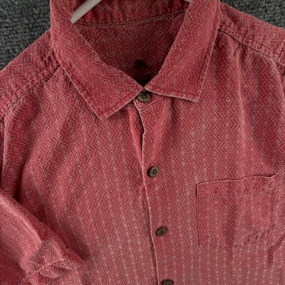 Tommy Bahama Silk Short Sleeve Red Medium Herringbone Hawaiian Beach Button Up - Picture 7 of 15